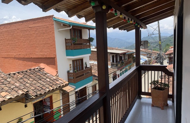 Casa Linda Jardín