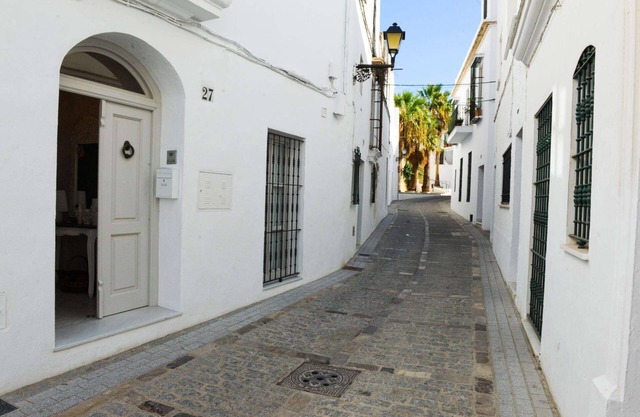 Casa Luz - Four Bedroom Villa, Sleeps 8