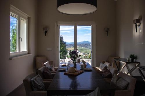 Casa Maiella by Rentbeat