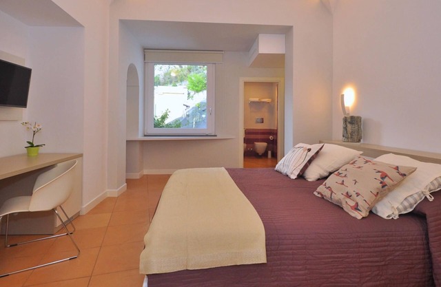 Casa Mao - ID 3309 - One Bedroom Hotel, Sleeps 2