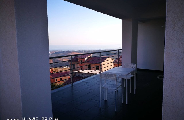 Casa Mare e Monti is an independent apartment