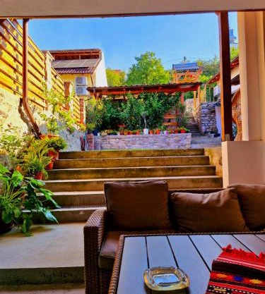 Casa Mira Svinita