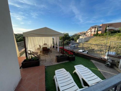 Casa Panoramica con ampio giardino e parcheggio