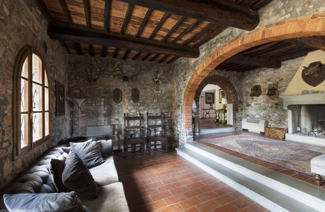 Casa Selva - Eight Bedroom Castle, Sleeps 16