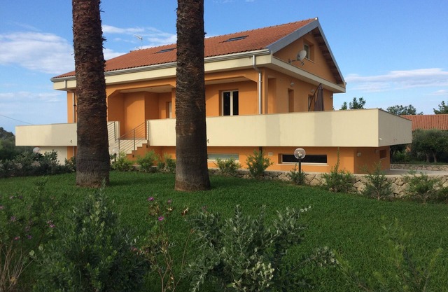 Case Vesta, villa in the countryside.