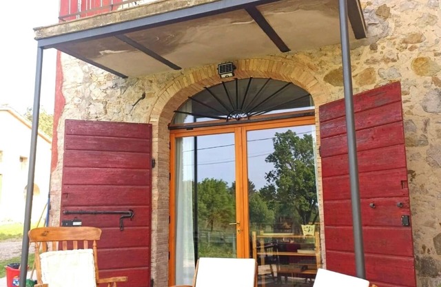 Casina Rossa, nestled in the Tuscan countryside