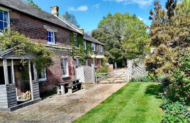 Castle Cottage, Wadhurst