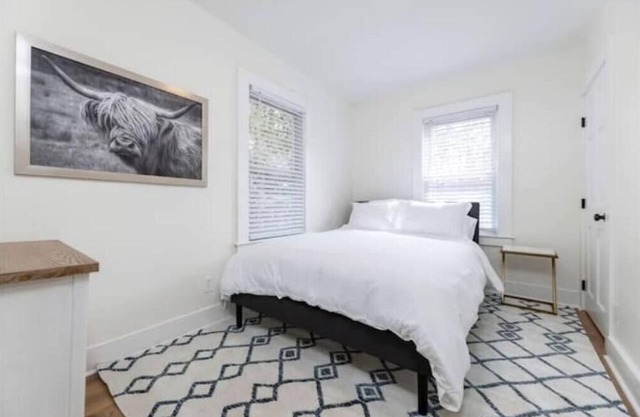 Central Mystic, Nicely Renovated 2BR, Free Parking