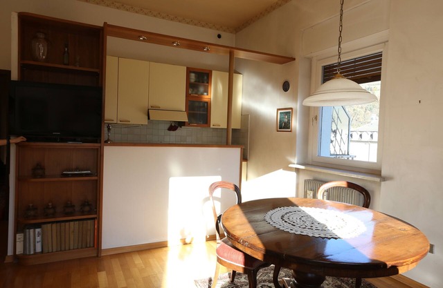 Central, spacious and comfortable, easy to reach by car or train.
