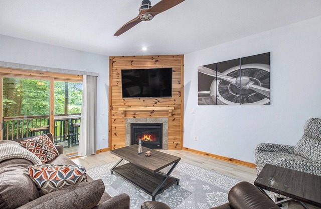 Centrally Located 2 Bedroom 2 Bath Condo at Schuss Mountain on 2nd Tee Box!