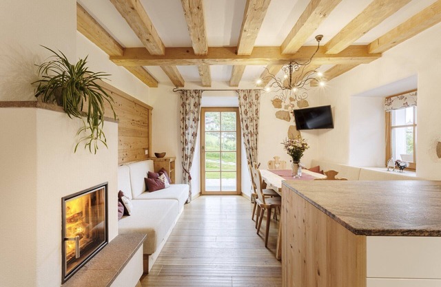Centrally located, family-friendly apartment in the middle of the Dolomites