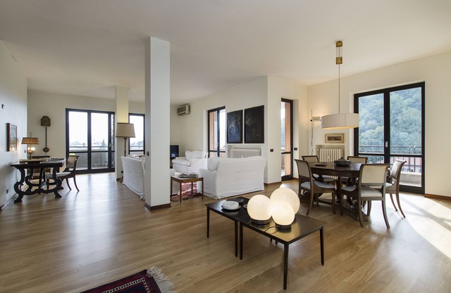 Cernobbio Park apartment overlooking Lake Como