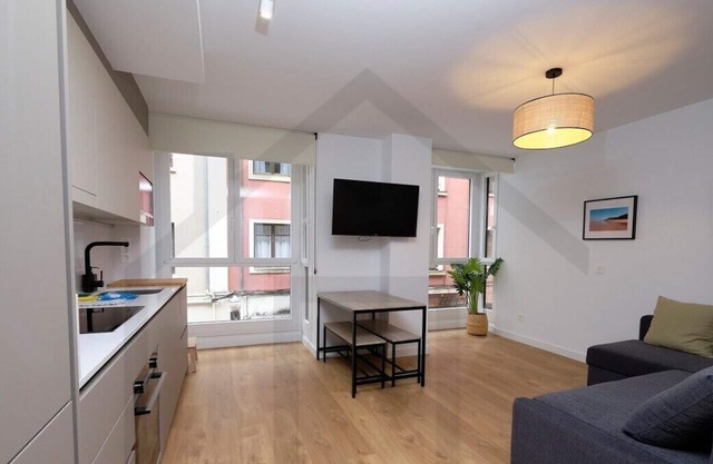 Cervantes - Brand new flat with parking space