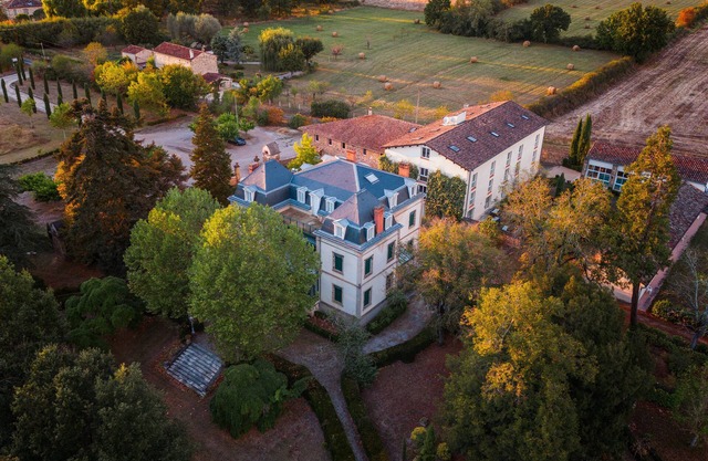 Château privé avec piscine à Cordes-sur-Ciel - Peace, nature and charm-Tarn