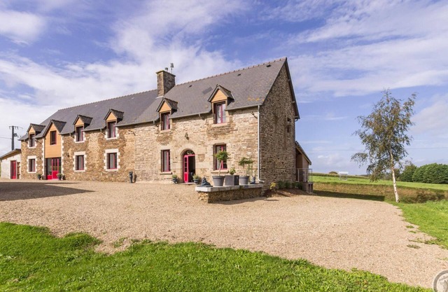Charming cottage with garden, WIFI and pets allowed in Saint-Laurent-de-Terregatte