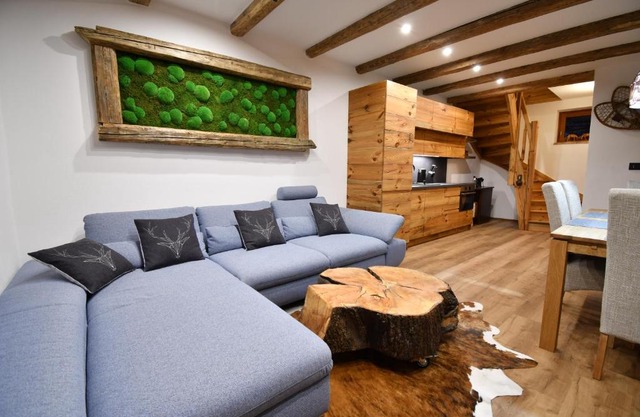 Chalet Apartments Maštal