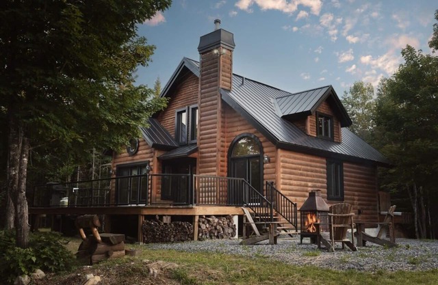 Chalet Bonheur | hot tub