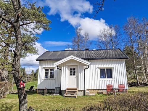 Chalet Flatebygd by Interhome