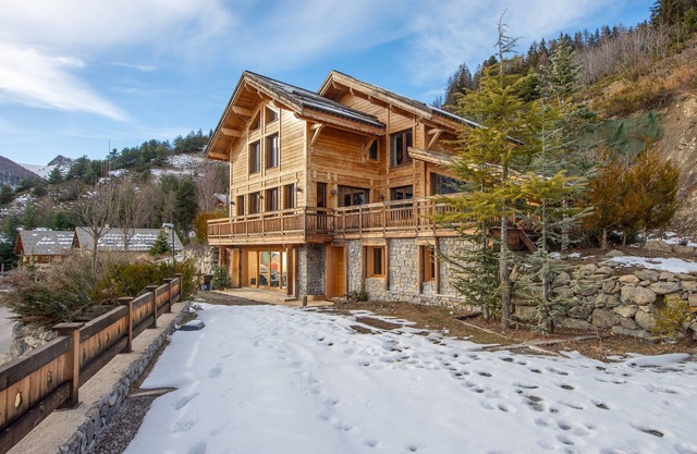 Chalet Gemme - Magnifique chalet, piscine & sauna