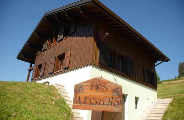 Chalet high Vosges 9 persons quiet comfortable to dennerie