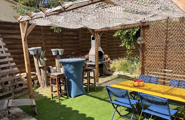 Chalet Idéal Pour Petite Famille ou Amoureux à 20 Minutes de la mer