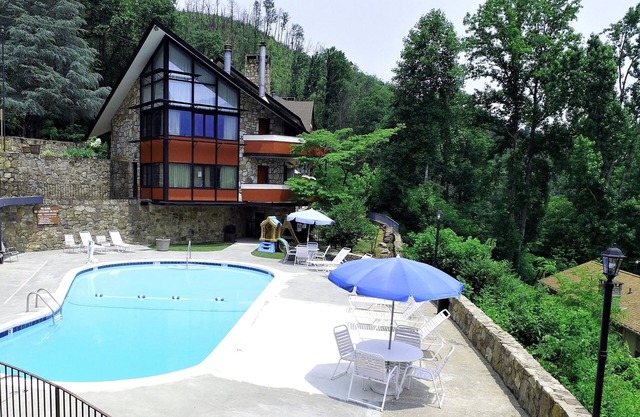 Chalet Inn