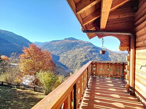 Chalet Les 4 Saisons by Interhome