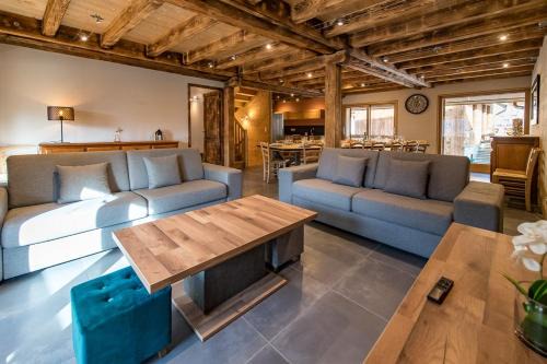 Chalet montagnard rénové avec jacuzzi 4*- 15 Personnes