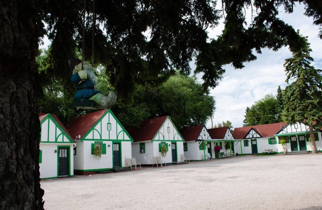 Chalet Motel