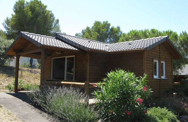 Chalet with 2 bedrooms and air conditioning near the beaches of Cap d'Agde