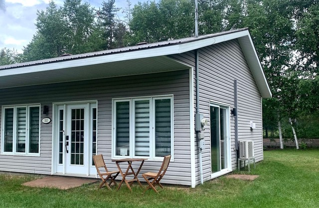 Chaleureuse maisonà 2 pas du lac St-Jean