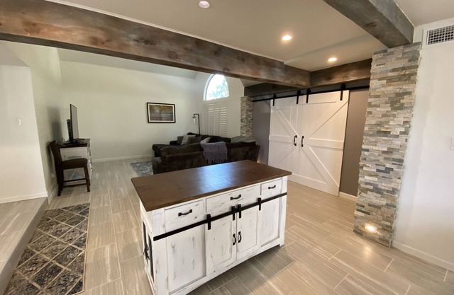 Chandler Home with Pool , Close to Airport and Spring Training