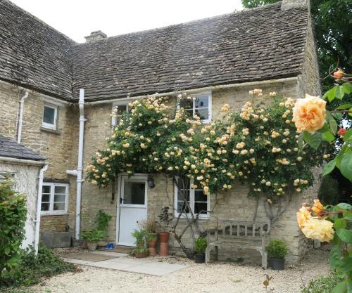Characterful Cotswold cottage