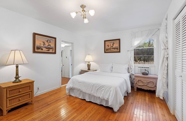 Charlie IV House at Y.O. Ranch Headquarters - 4-Bedroom Ranch Stay