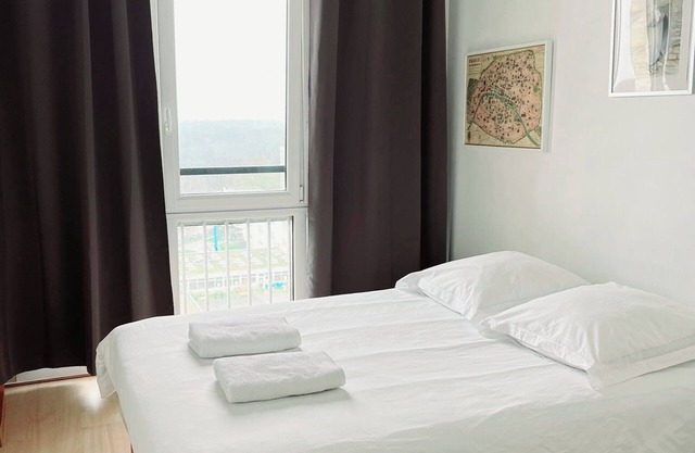 Charmant Appartement. Chambre vue sur la Tour Eiffel, Paris