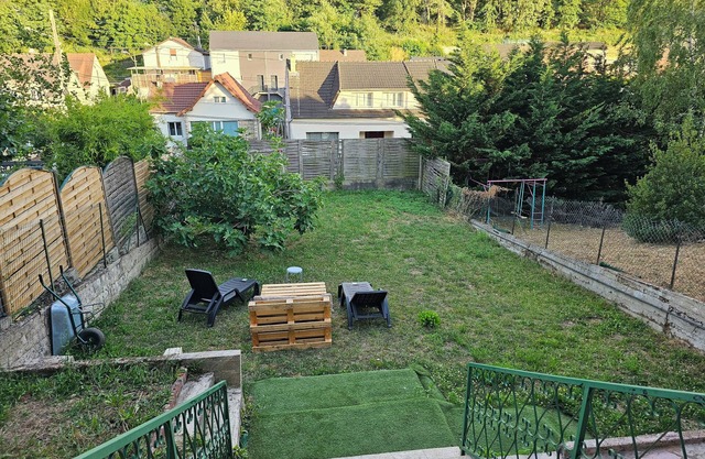 Charmante 3 Pièces Jardin Fosses