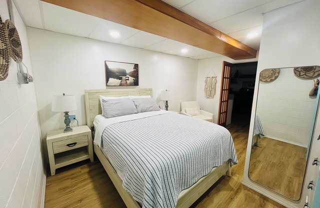 Charming 1-bedroom apartment in peaceful Dayton with WiFi, AC.