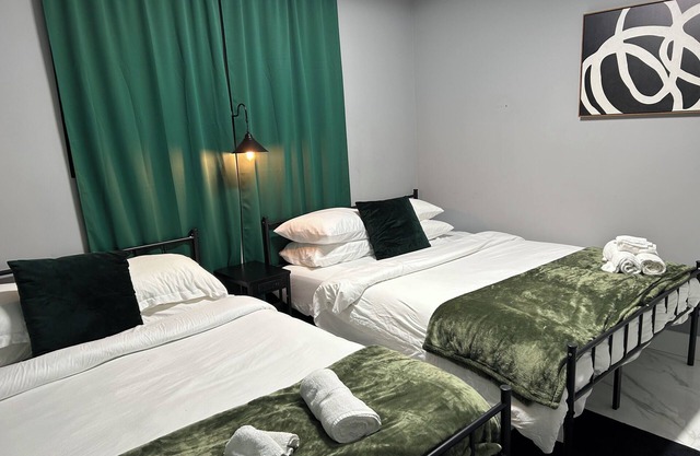 Charming 2-bedroom apartment in delightful Decatur with AC