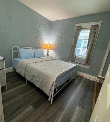 Charming 2-bedroom apartment with WiFi, fitness room in delightful Buffalo