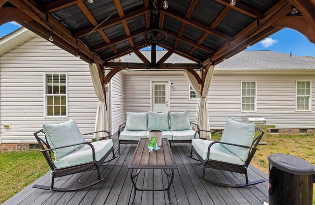 Charming 2B Home Close to Casino