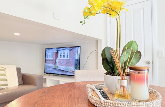 Charming 2BR with Yard&Parking
