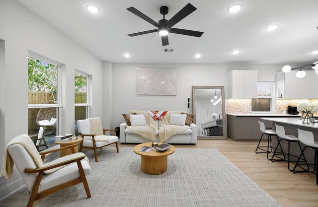 Charming 3-bedroom house with AC and fitness room in nice Houston