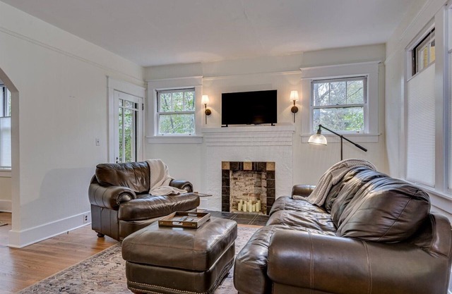 Charming 3BD/2BA Historic Augusta Bungalow - Private Pool!