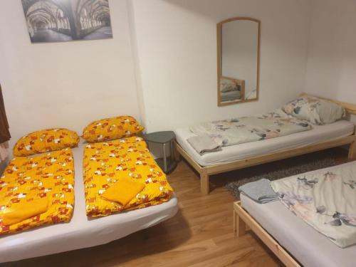 Charming 4-Bedroom Apartment in Ludwigsburg with Central Heating