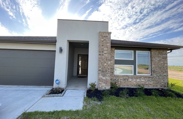 Charming 4B Lake View Cul-De-Sac Home @ Katy