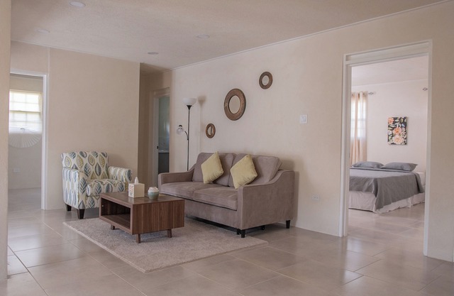 Charming apartment in beautiful St. Philip with Wi-Fi, AC