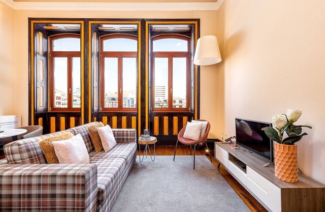 Charming Apartment in Porto's Heart