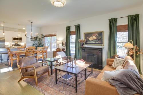 Charming Appomattox Home Half-Mi to Main Street!
