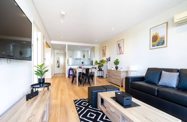 Charming Apt 1min to Marketplace, Gungahlin