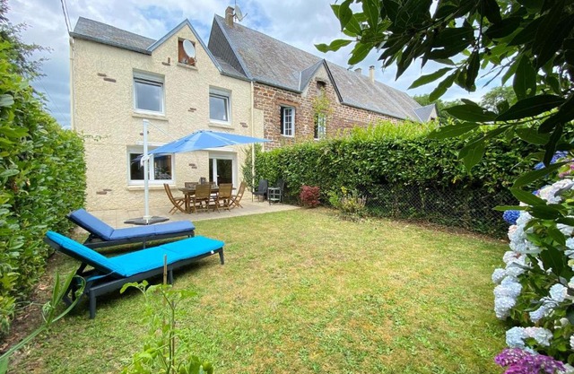 Charming Cottage near Mont St Michel Bay